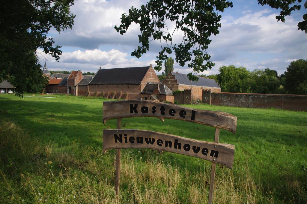 Kasteel Nieuwenhoven Appartement Sint-Truiden Buitenkant foto
